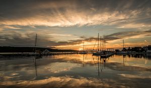 Preview wallpaper pier, boats, yachts, lake, reflection, twilight