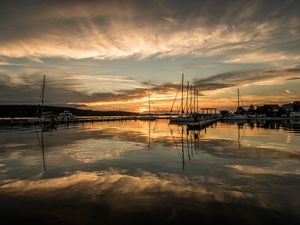 Preview wallpaper pier, boats, yachts, lake, reflection, twilight