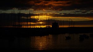 Preview wallpaper pier, building, boats, twilight, dark