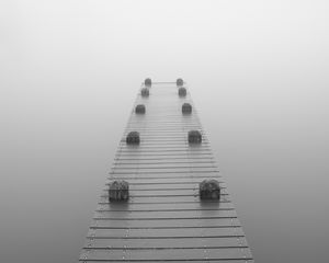 Preview wallpaper pier, fog, bw, gray