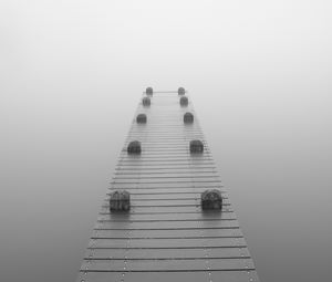 Preview wallpaper pier, fog, bw, gray