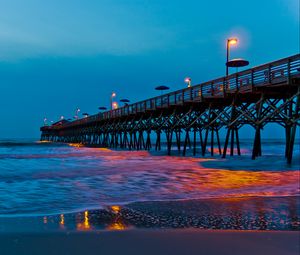 Preview wallpaper pier, lantern, sea, evening