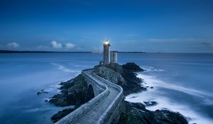 Preview wallpaper pier, lighthouse, sea, horizon, rocks