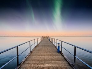 Preview wallpaper pier, northern lights, horizon, sky, stars