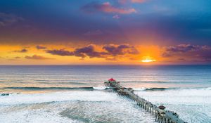 Preview wallpaper pier, ocean, waves, foam, horizon