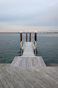 Preview wallpaper pier, sea, horizon, railing