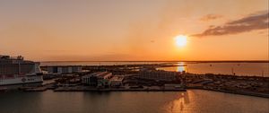 Preview wallpaper pier, sea, horizon, sunset