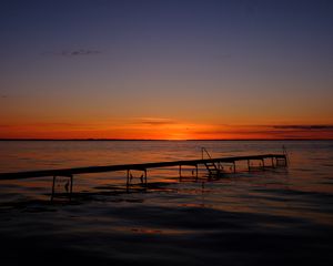 Preview wallpaper pier, sea, sunset, horizon, twilight