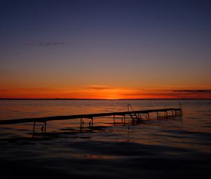 Preview wallpaper pier, sea, sunset, horizon, twilight