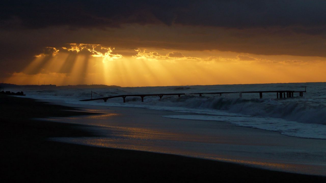 Wallpaper pier, sea, waves, light, beams