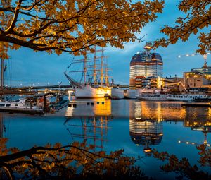 Preview wallpaper pier, ship, boats, water, reflection