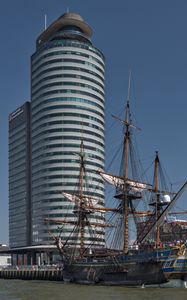 Preview wallpaper pier, ship, buildings, city