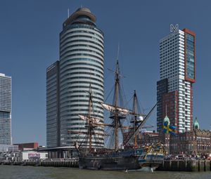 Preview wallpaper pier, ship, buildings, city