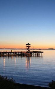 Preview wallpaper pier, sky, river, sea, night