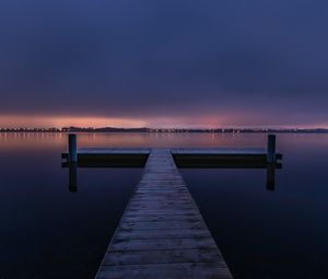 Preview wallpaper pier, sunset, horizon, night