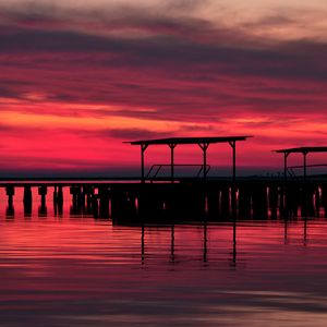 Preview wallpaper pier, wooden, evening, decline, twilight, red, outlines