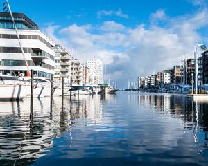 Preview wallpaper pier, yachts, river, houses, sky