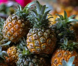 Preview wallpaper pineapple, fruit, market