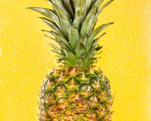 Preview wallpaper pineapple, fruit, ripe, yellow