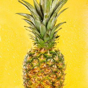 Preview wallpaper pineapple, fruit, ripe, yellow