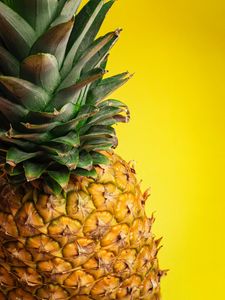 Preview wallpaper pineapple, fruit, tropical, yellow