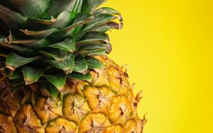 Preview wallpaper pineapple, fruit, tropical, yellow