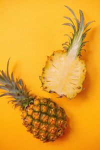 Preview wallpaper pineapple, fruit, yellow