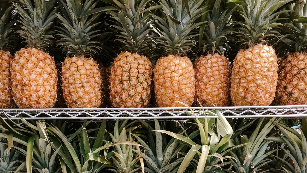 Wallpaper pineapples, fruit, tropical, shelf