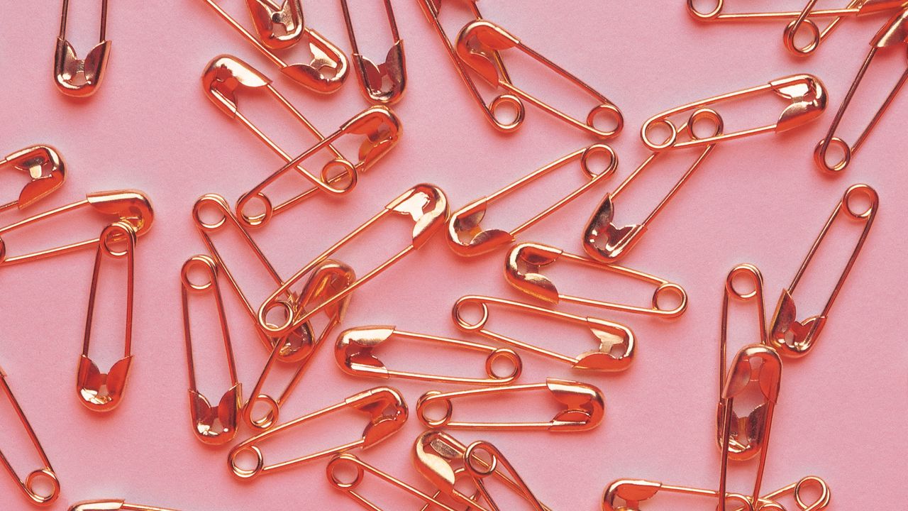 Wallpaper pins, metal, gold, pink background
