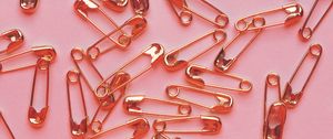 Preview wallpaper pins, metal, gold, pink background