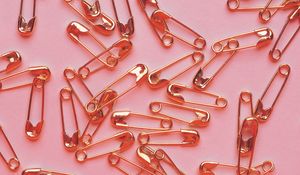 Preview wallpaper pins, metal, gold, pink background