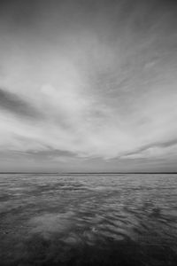 Preview wallpaper plain, sky, bw, horizon, view, distance