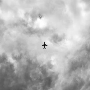 Preview wallpaper plane, sky, clouds, flight, bottom view