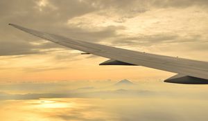 Preview wallpaper plane, wing, clouds, height