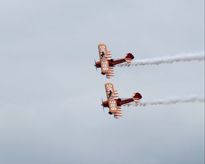 Preview wallpaper planes, flight, sky, smoke