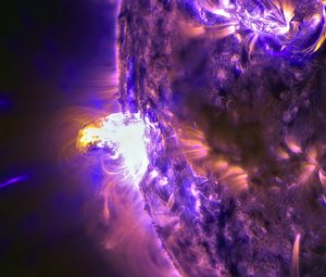 Preview wallpaper planet, explosion, purple, space