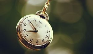 Preview wallpaper pocket watch, chain, dial