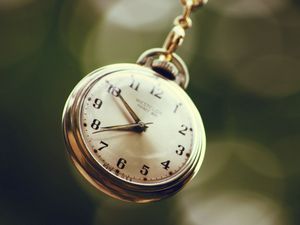 Preview wallpaper pocket watch, chain, dial