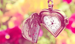 Preview wallpaper pocket watch, heart, shape, face