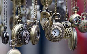 Preview wallpaper pocket watches, chains, antiques, brass
