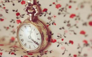 Preview wallpaper pocket watches, style, convenience