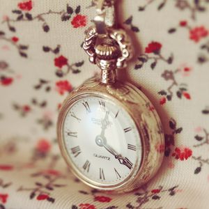 Preview wallpaper pocket watches, style, convenience