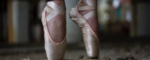 Preview wallpaper pointe, ballerina, legs