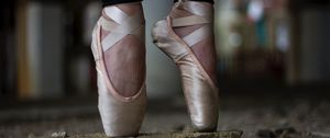 Preview wallpaper pointe, ballerina, legs