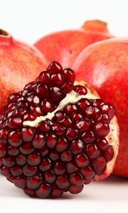 Preview wallpaper pomegranate, berries, fruit, ripe, juicy