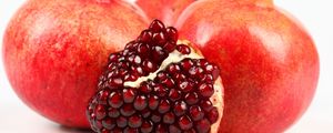 Preview wallpaper pomegranate, berries, fruit, ripe, juicy