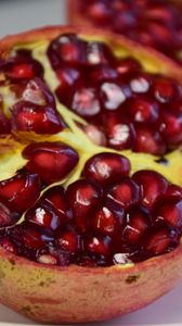 Preview wallpaper pomegranate, fruit, berries, ripe, close-up