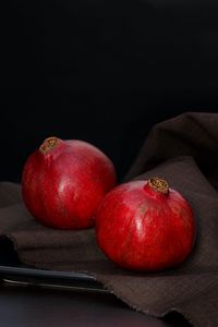 Preview wallpaper pomegranates, fruit, plate, still life