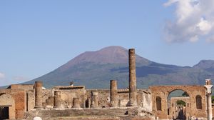 Preview wallpaper pompei, italy, ruins
