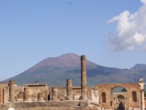 Preview wallpaper pompei, italy, ruins